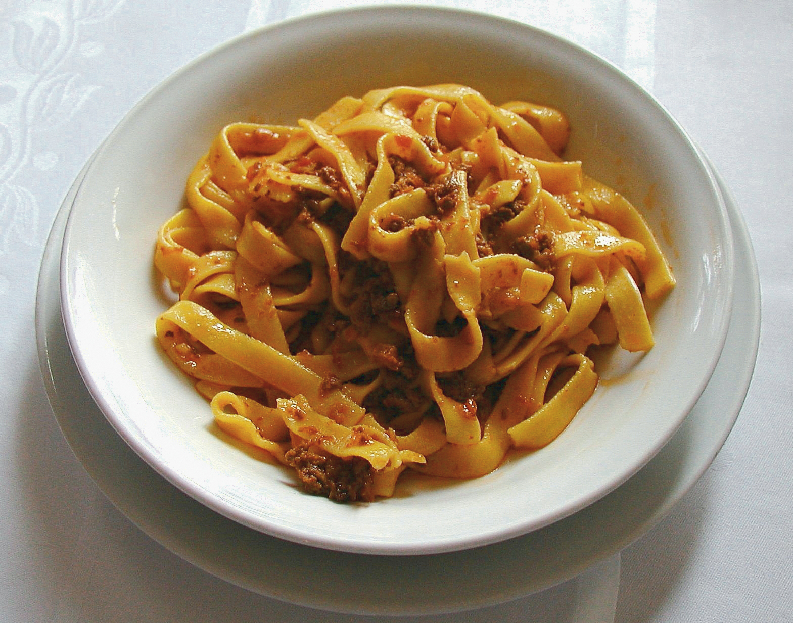 Tagliatelle z ragù bolognese